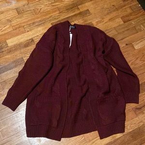 Syzri XL burgundy cardigan